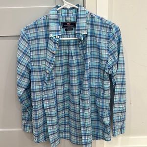 Vineyard Vines boys button down shirt